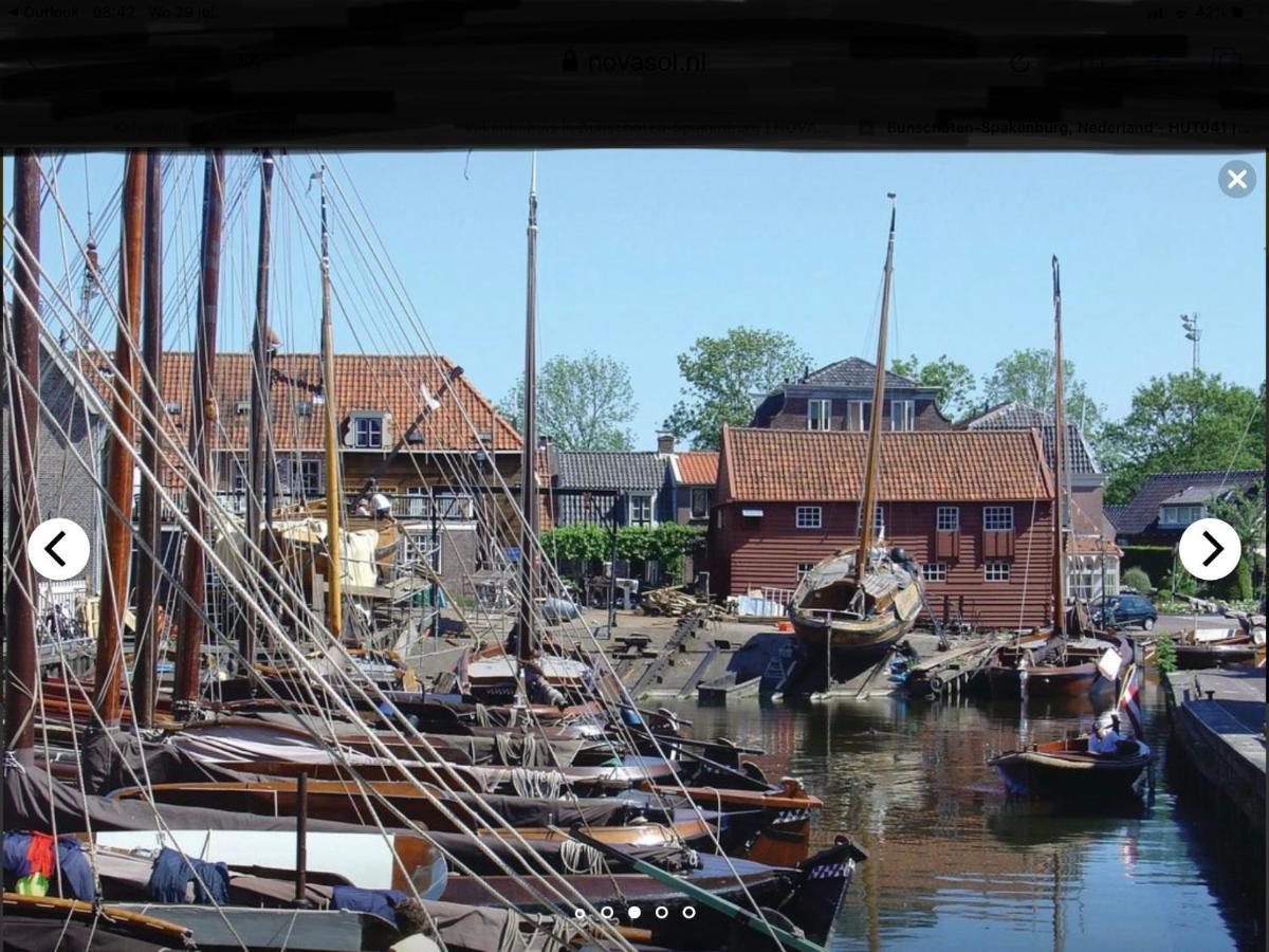 Design Tiny House Holiday Cottage In Spakenburg Экстерьер фото